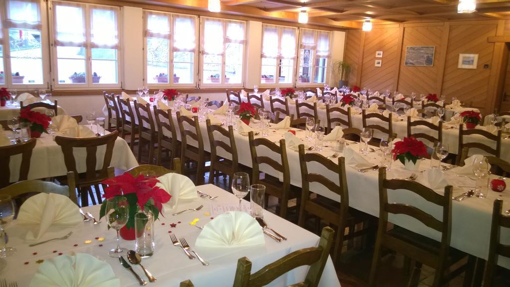 Gasthaus Zum Ochsen Neuhaus المظهر الخارجي الصورة