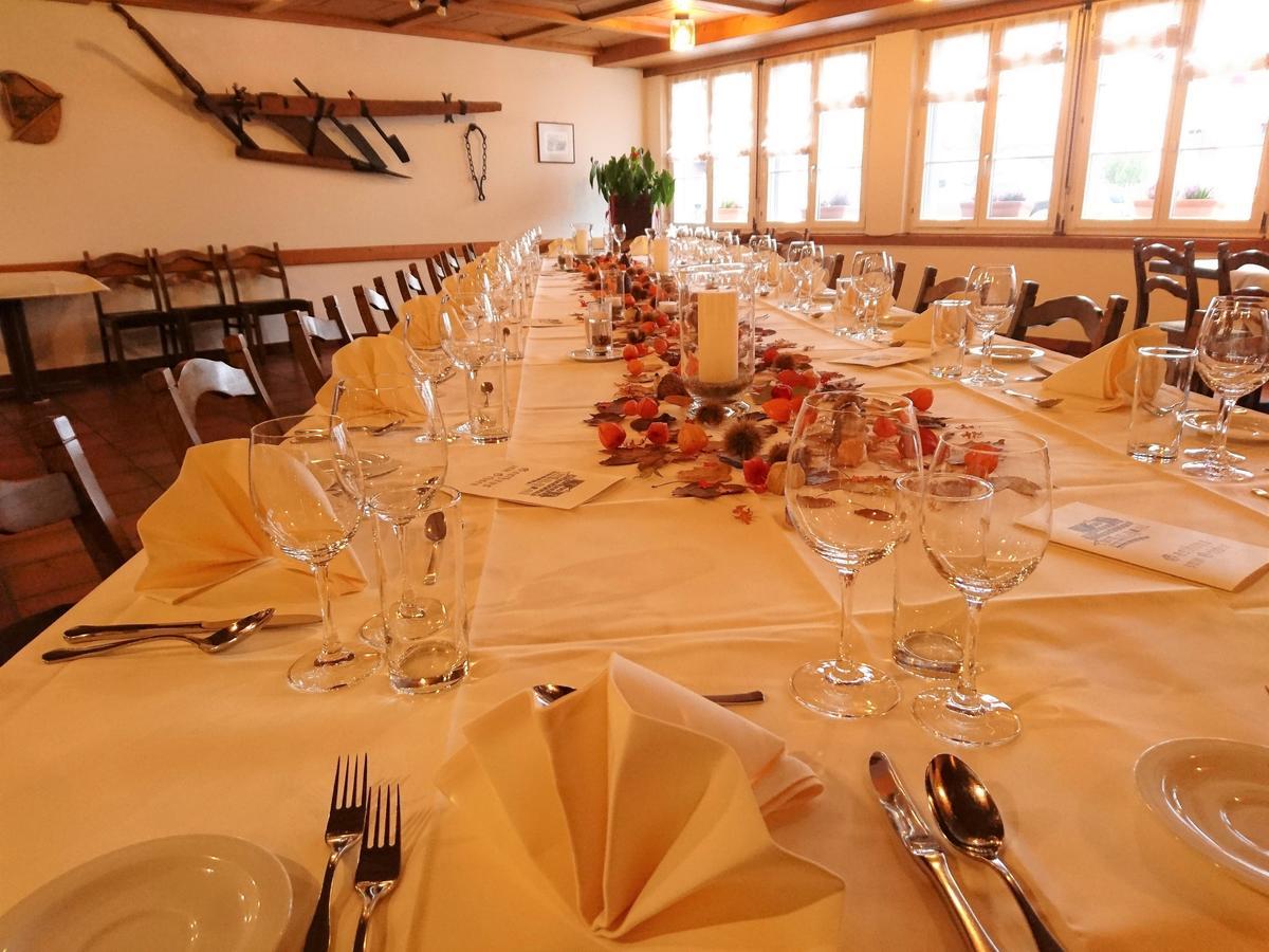Gasthaus Zum Ochsen Neuhaus المظهر الخارجي الصورة